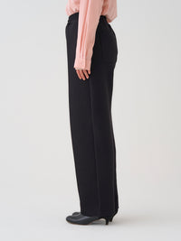 モデル身長177cm